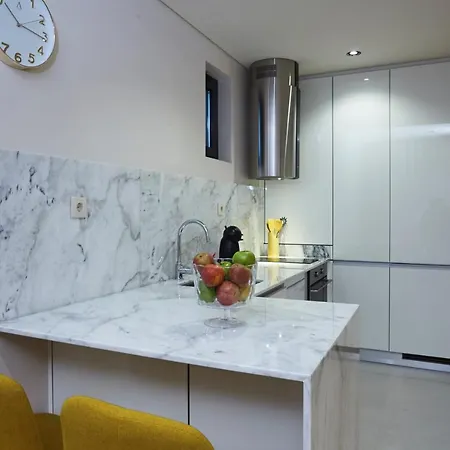 Chillhouse_porto - Praça Da República Oporto