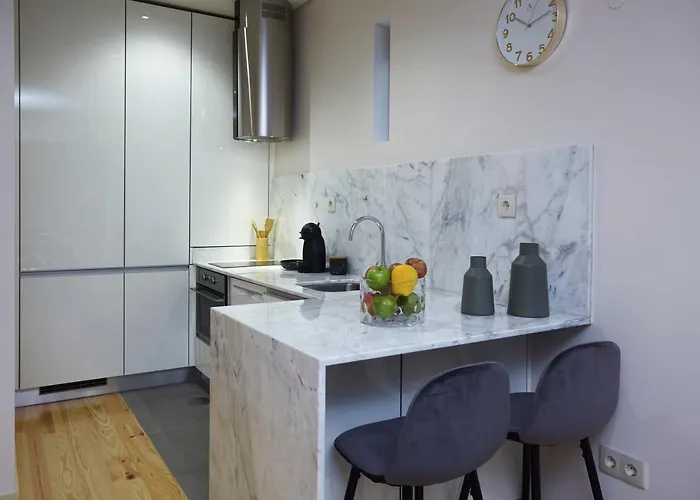 Chillhouse_porto - Praca Da Republica * بورتو