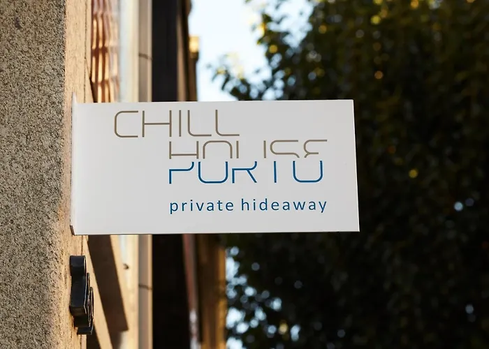 Chillhouse_porto - Praca Da Republica * Oporto